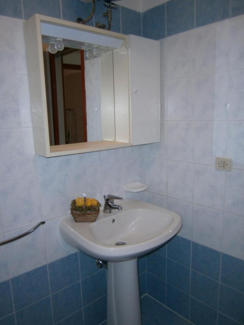 Azzurro Apartment